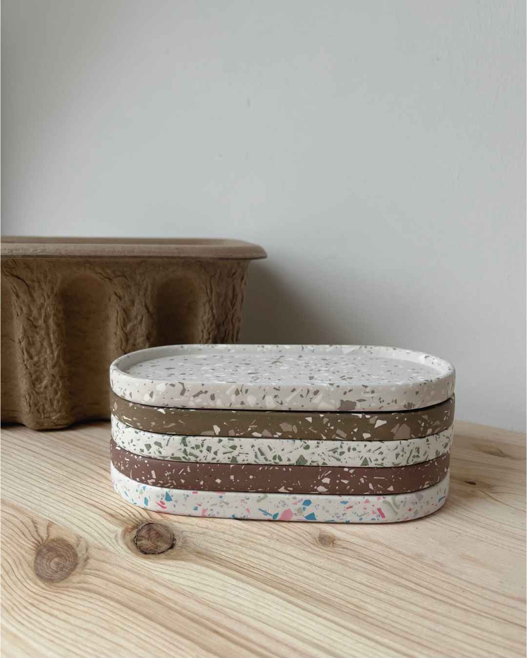 Ovales Dekotablett Liv